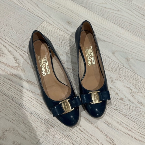 Salvatore Ferragamo Shoes - Ferragamo shoes US size 5.5